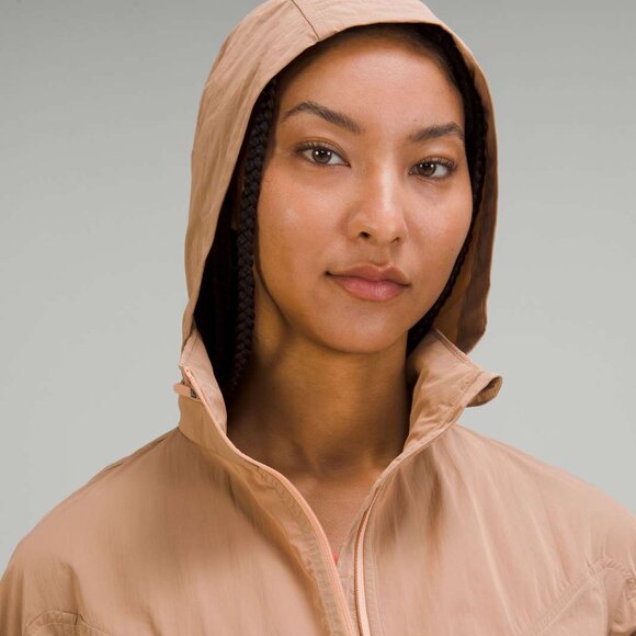Lululemon Lightweight Hooded Jacket, Size 8 - Picture 3 of 11